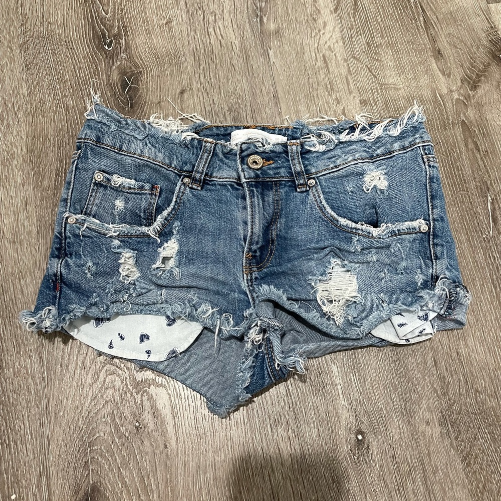 Zara short ripped jean